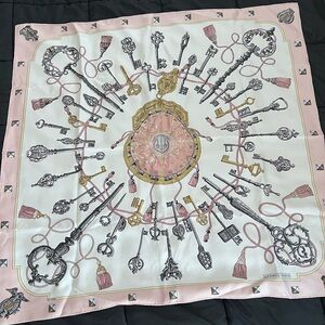 Hermès “Les Clés” Silk Scarf 90cm Pink Ivory Gold – Made in France